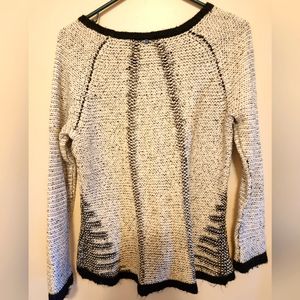 Guess Sweater Size Large (Reiki Cleansed & Infused)